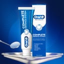Oral-B Pro Health Complete Defence System Whitening 110g thumbnail 3