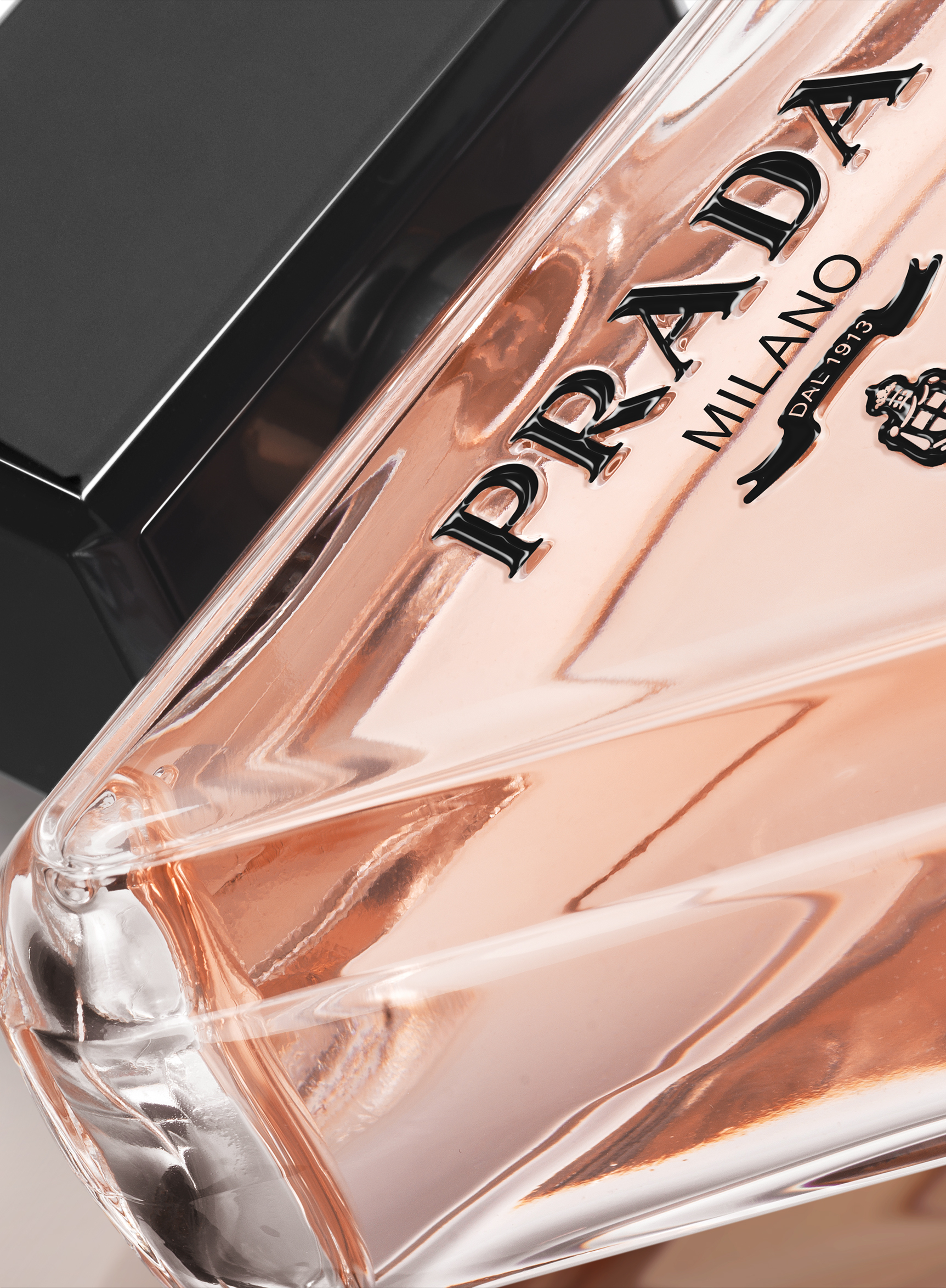 Prada Paradoxe EDP Spray 50ml - Image 6