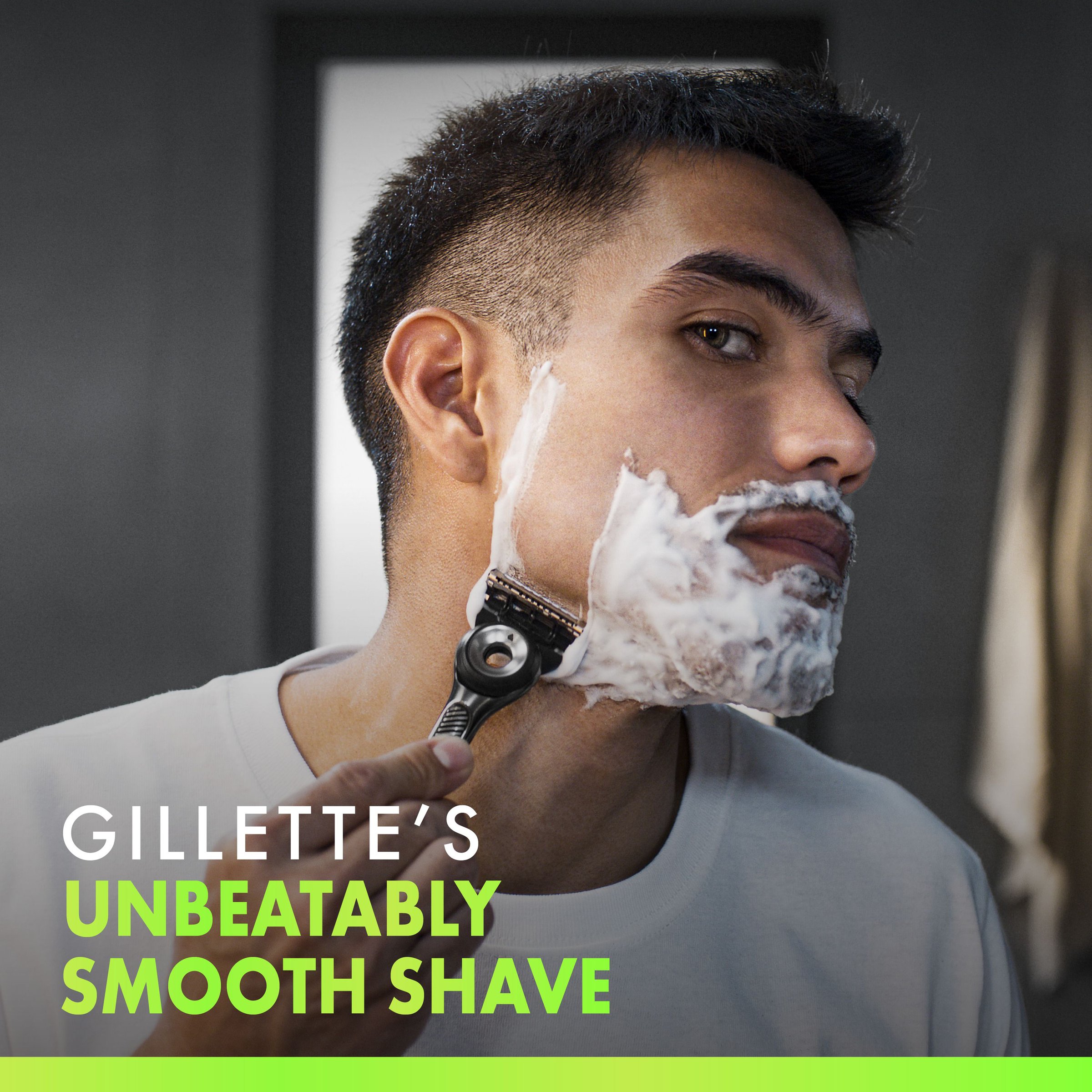 Gillette Labs With Exfoliating Bar Razor For Men 1 pack - Image 5