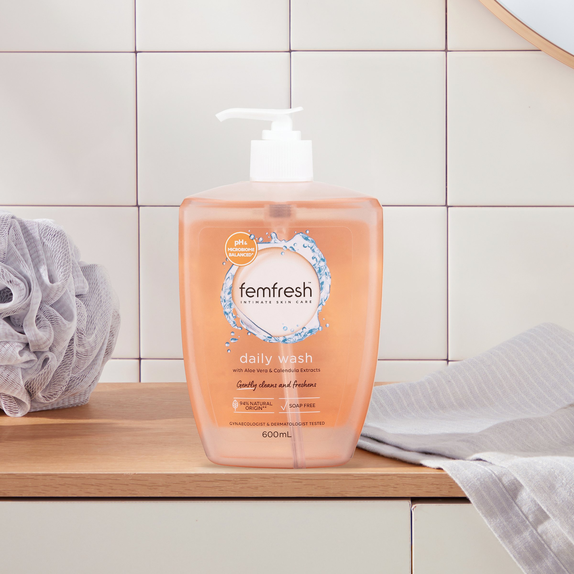 Femfresh Daily Wash 600ml - Image 7