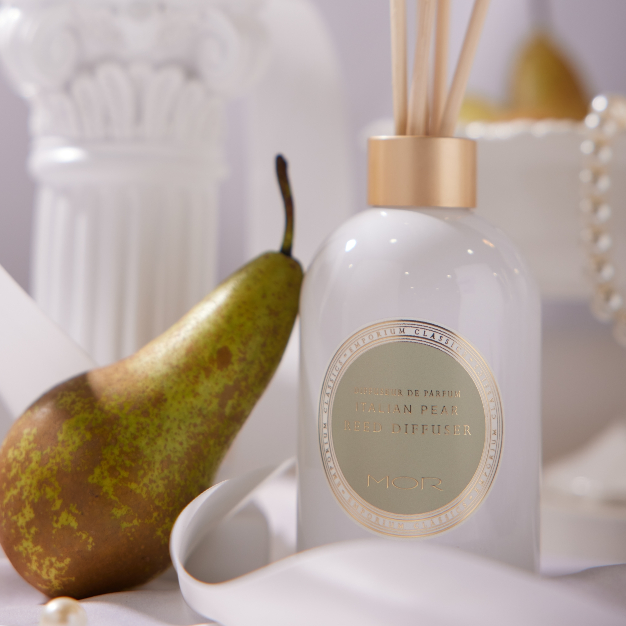 MOR Emporium Classics Italian Pear Reed Diffuser 200ml - Image 2