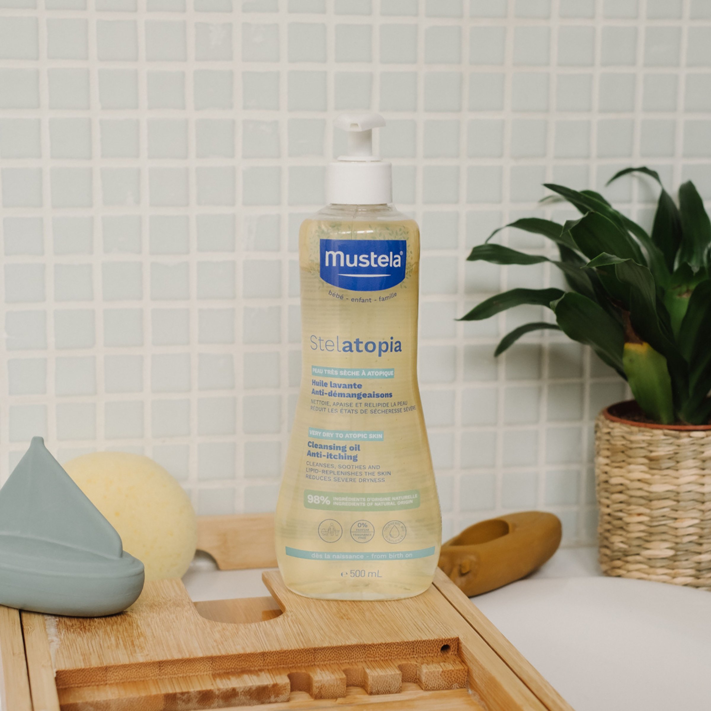 Mustela Stelatopia Cleansing Oil 500ml - Image 5