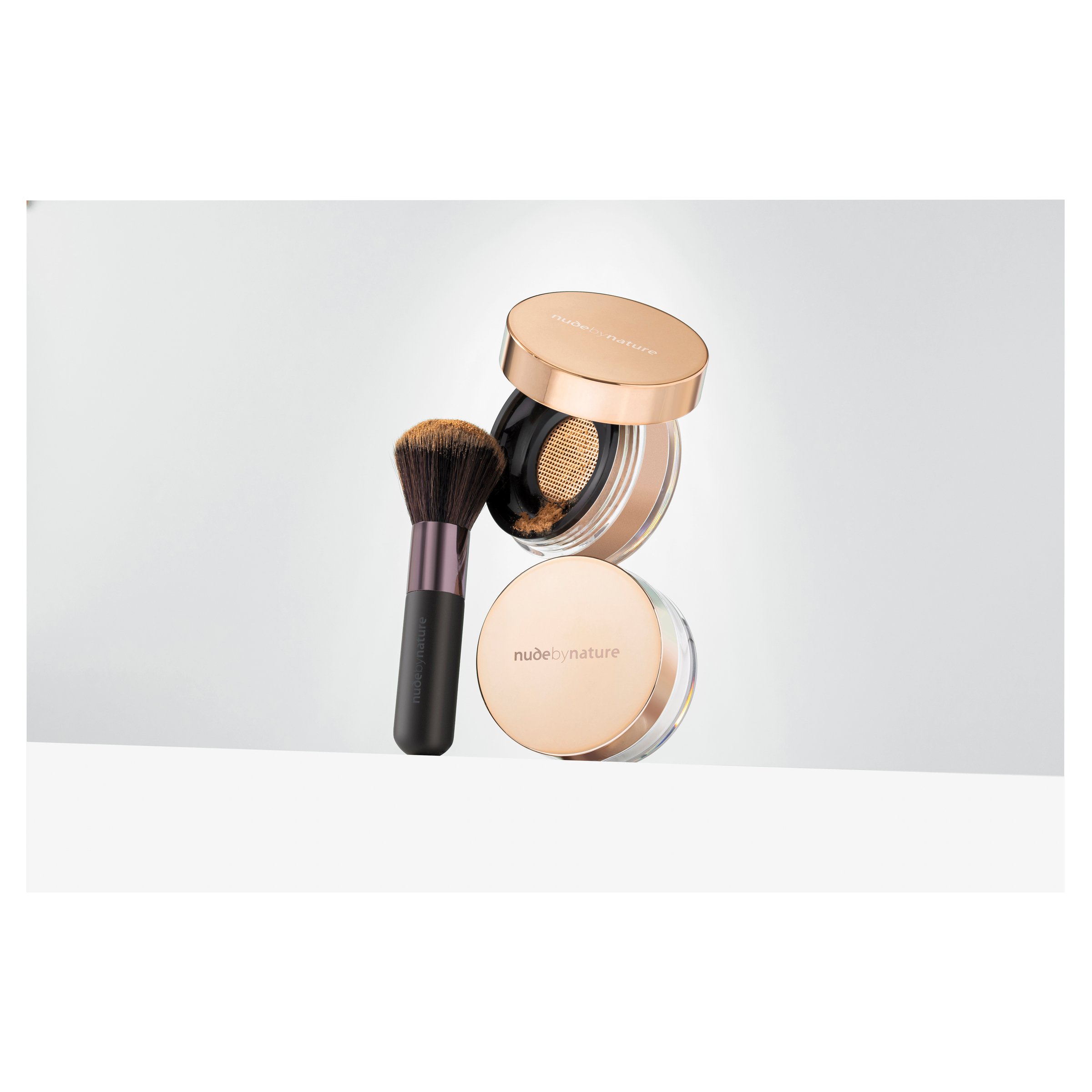 Nude By Nature Natural Mineral Cover C3 Light/Medium 10g - Image 4