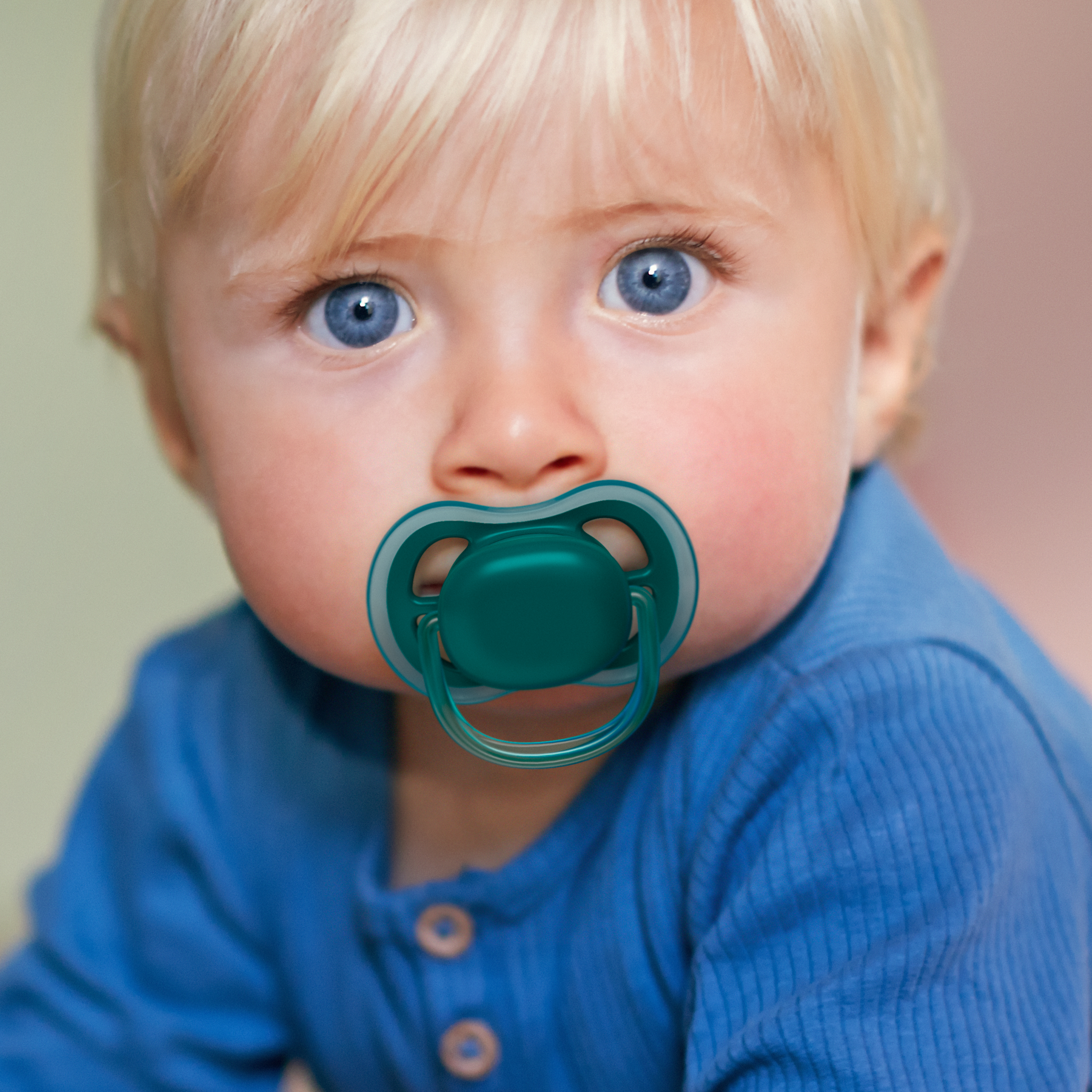 Avent Ultra Air Soother 6-18 Months Plain 2 pack - Image 4