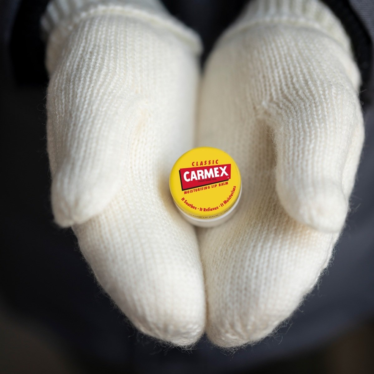 Carmex Moisturising Lip Balm Pot 7.5g - Image 10
