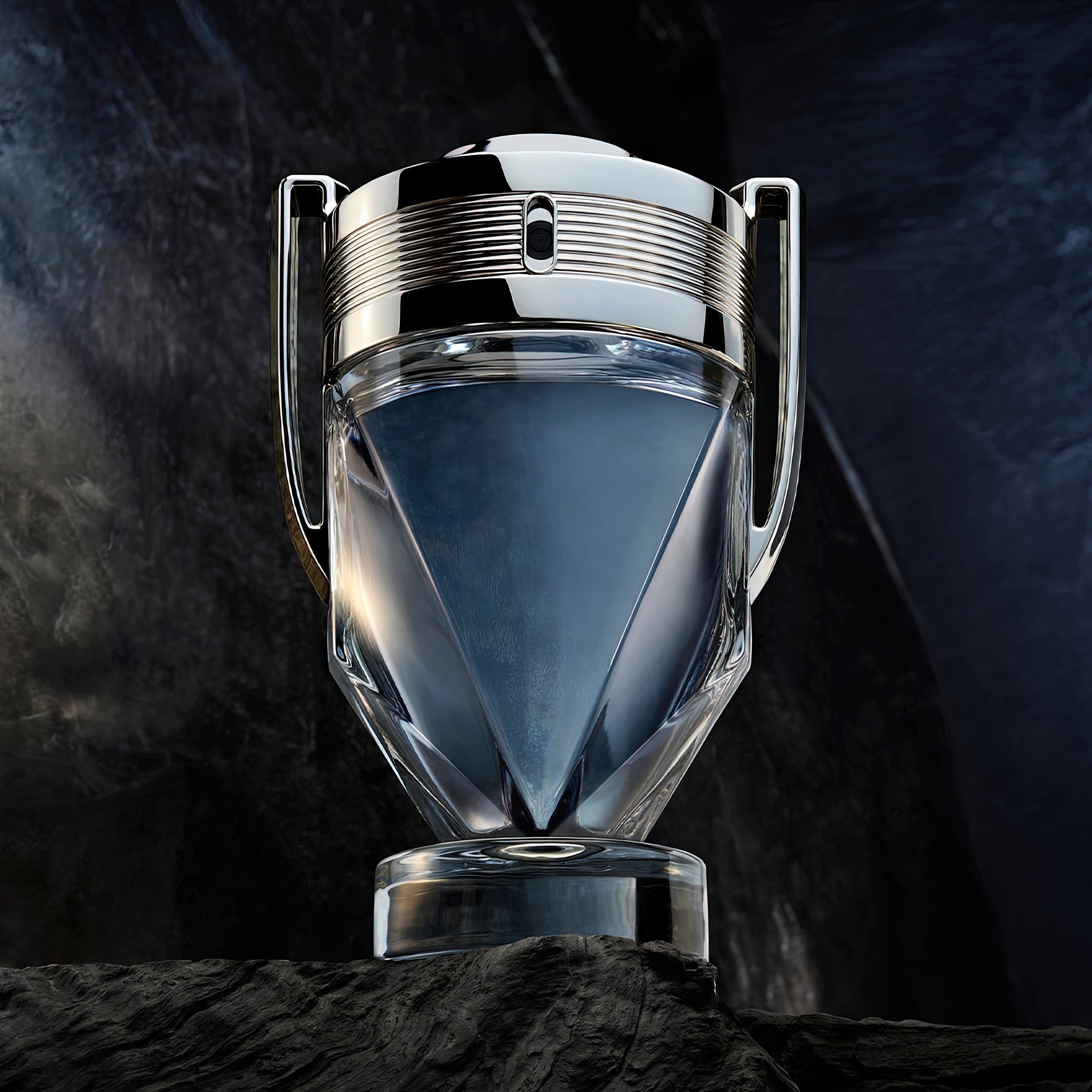 Rabanne Invictus EDT Spray 50ml - Image 3