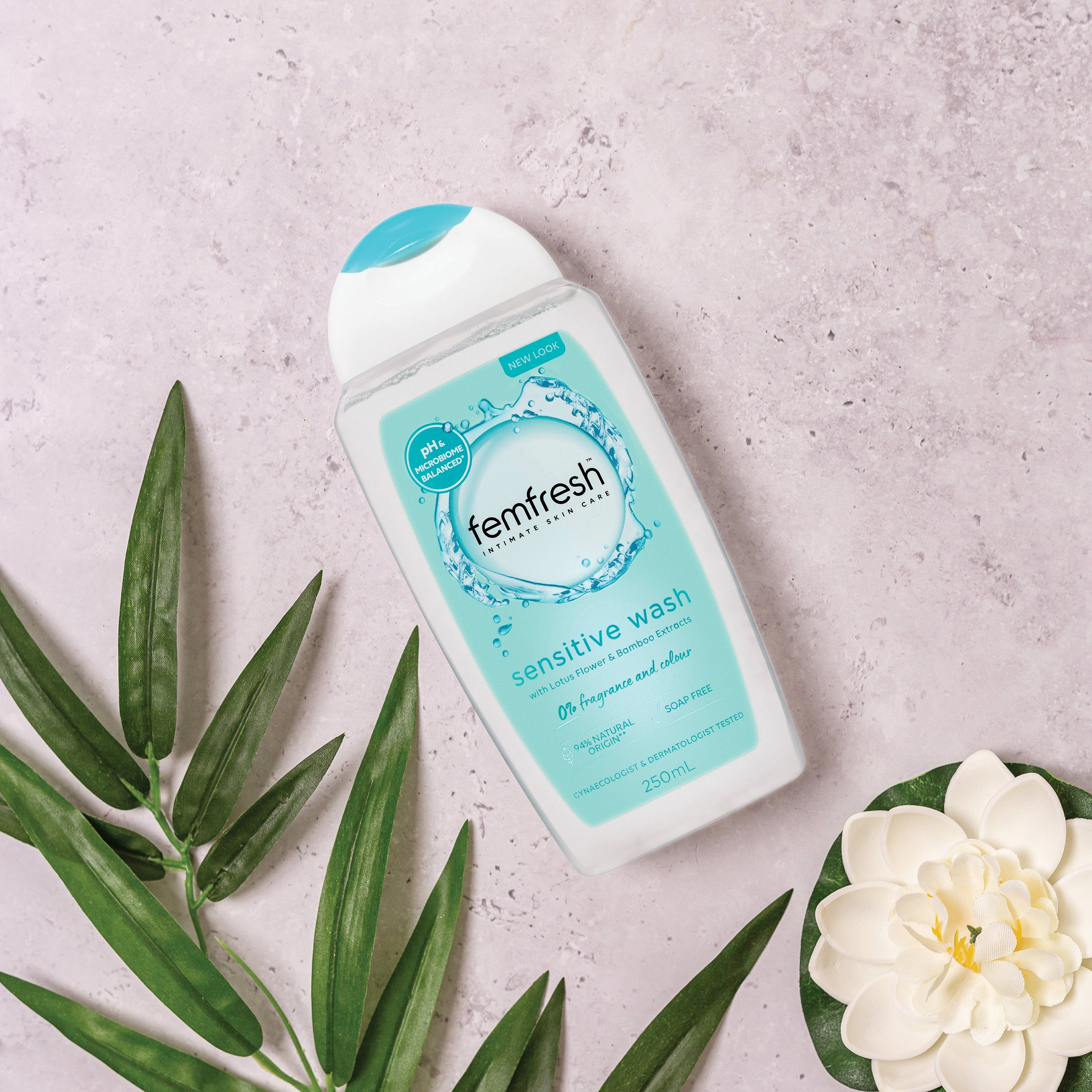 Femfresh Sensitive Wash 250ml - Image 6
