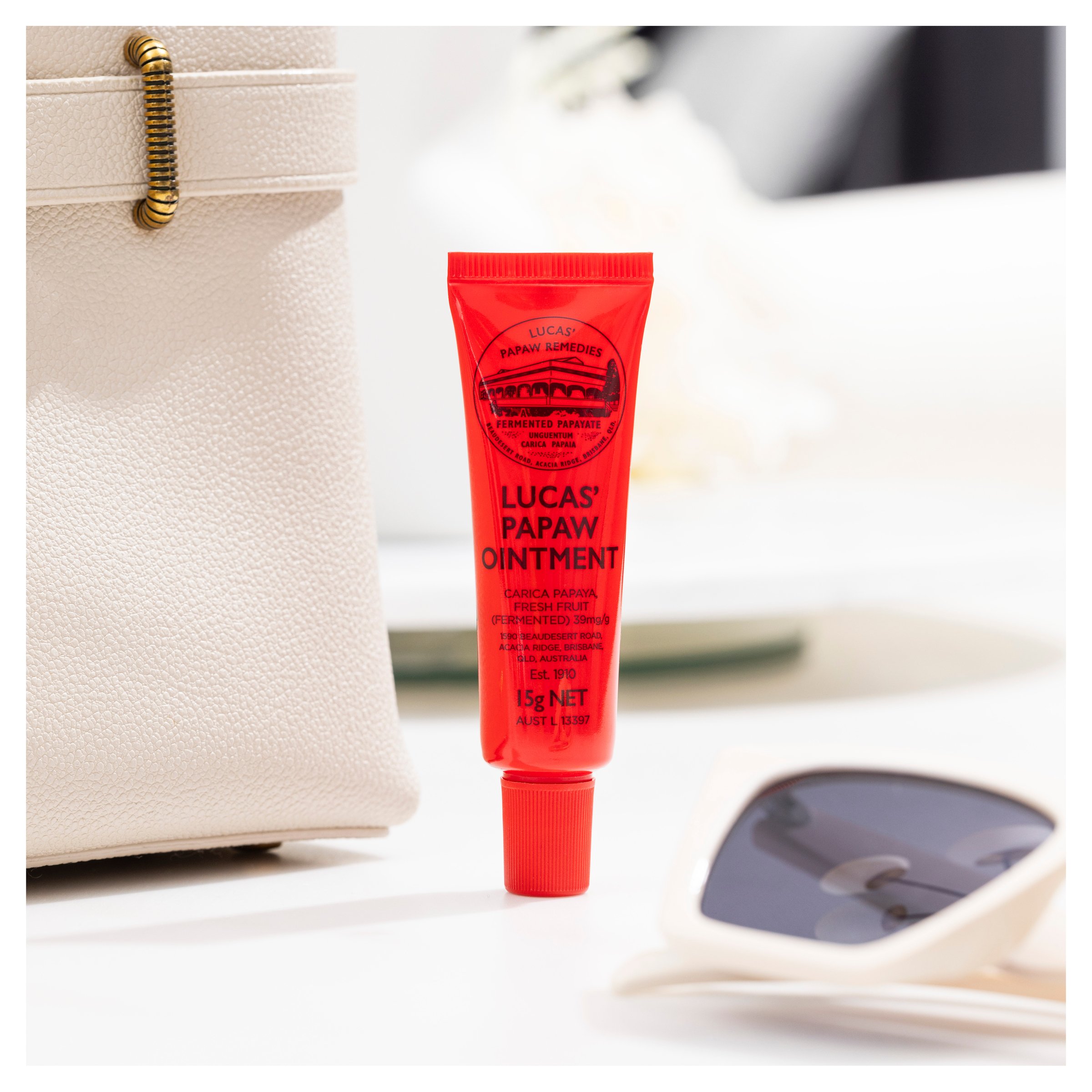Lucas Papaw Ointment Lip Tube 15g - Image 4