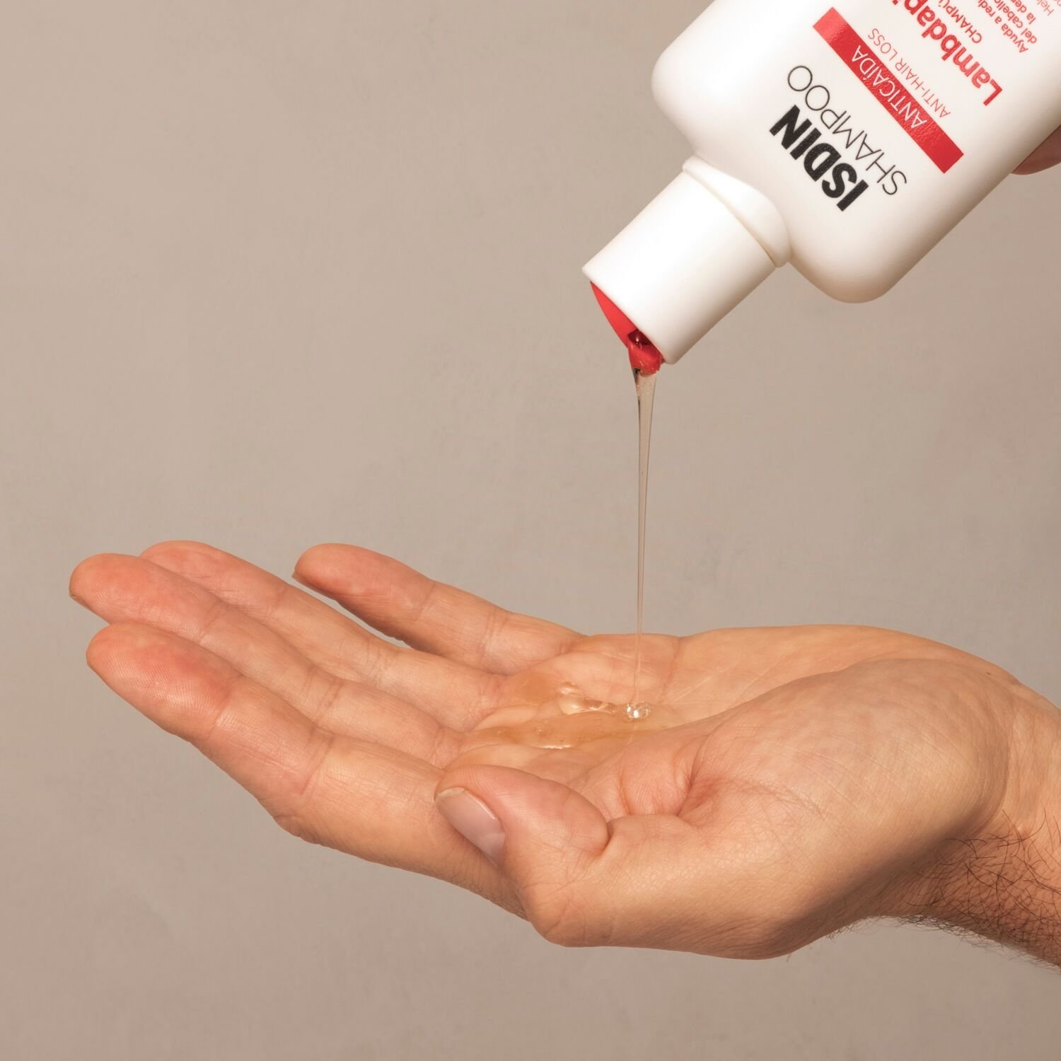 ISDIN Lambdapil Anti Hair Loss Shampoo 400ml - Image 4