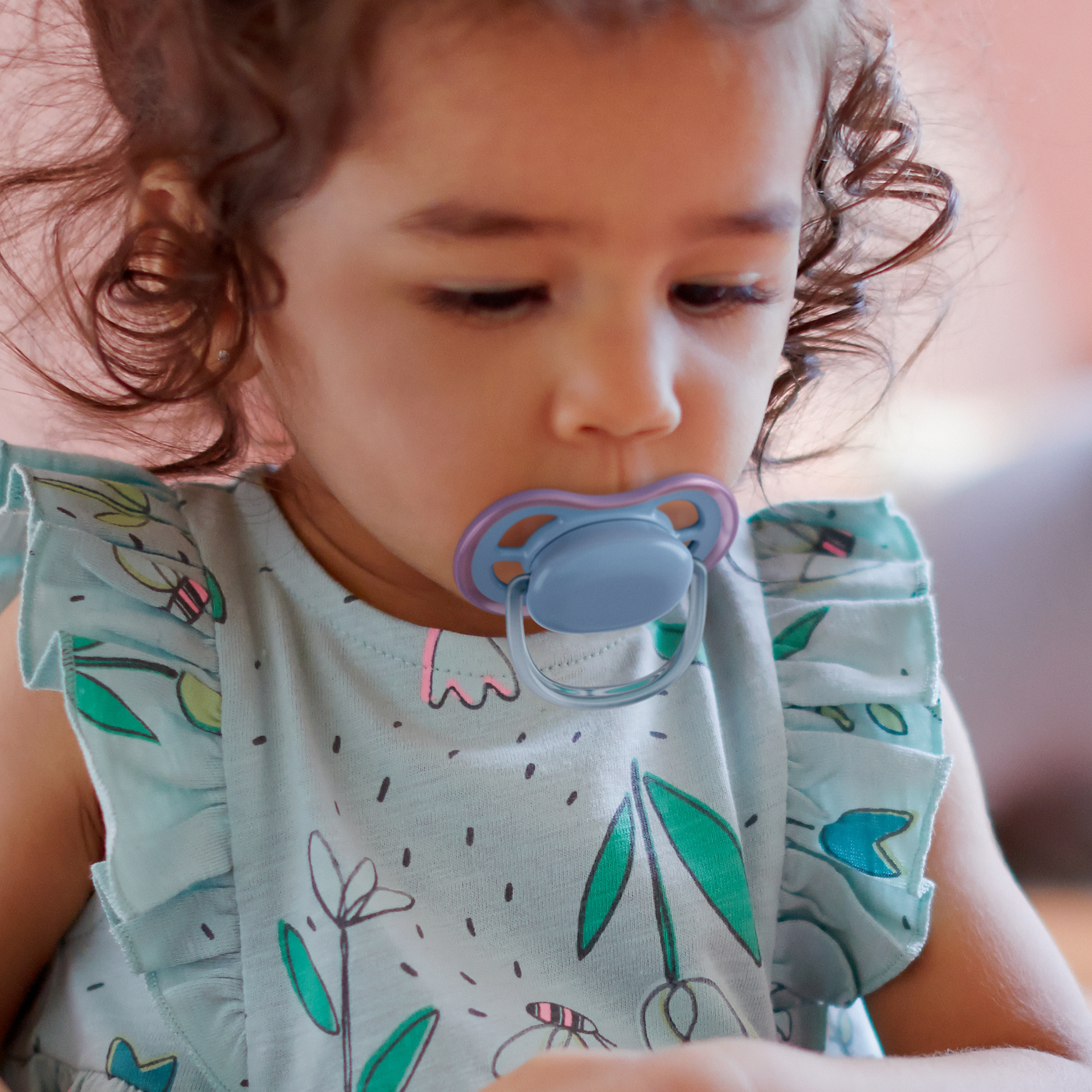 Avent Ultra Air Soother 6-18 Months Plain 2 pack - Image 3