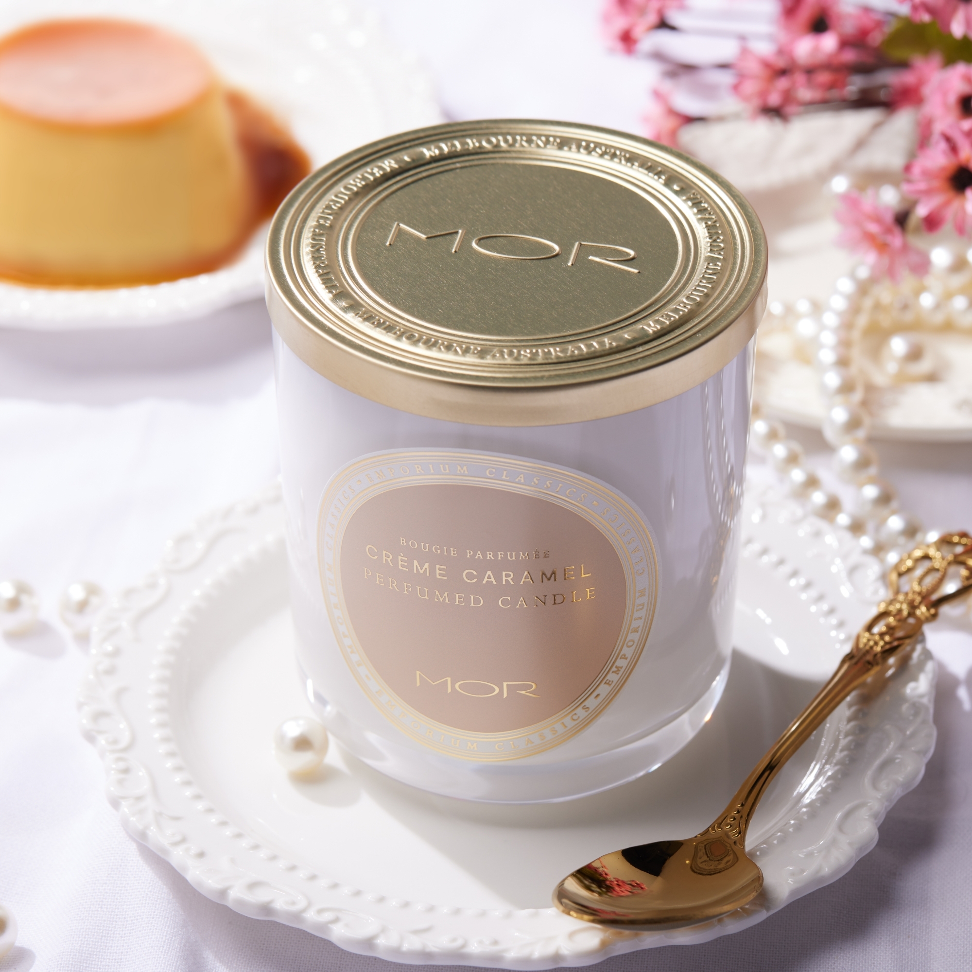MOR Emporium Classics Crème Caramel Perfumed Candle 380g - Image 2